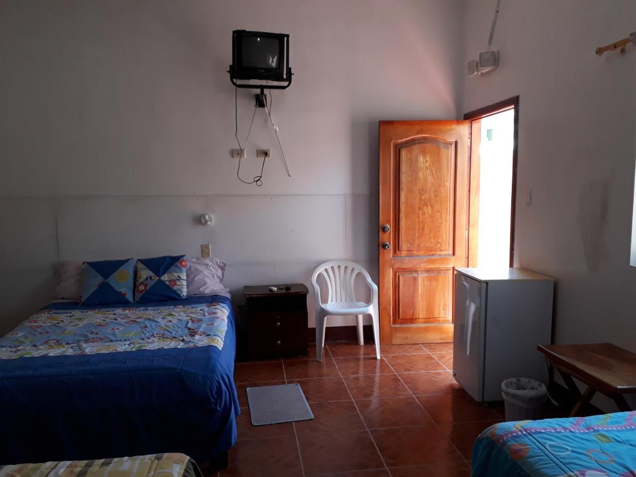 Hospedaje Mother Fanny Puerto Villamil Exterior photo