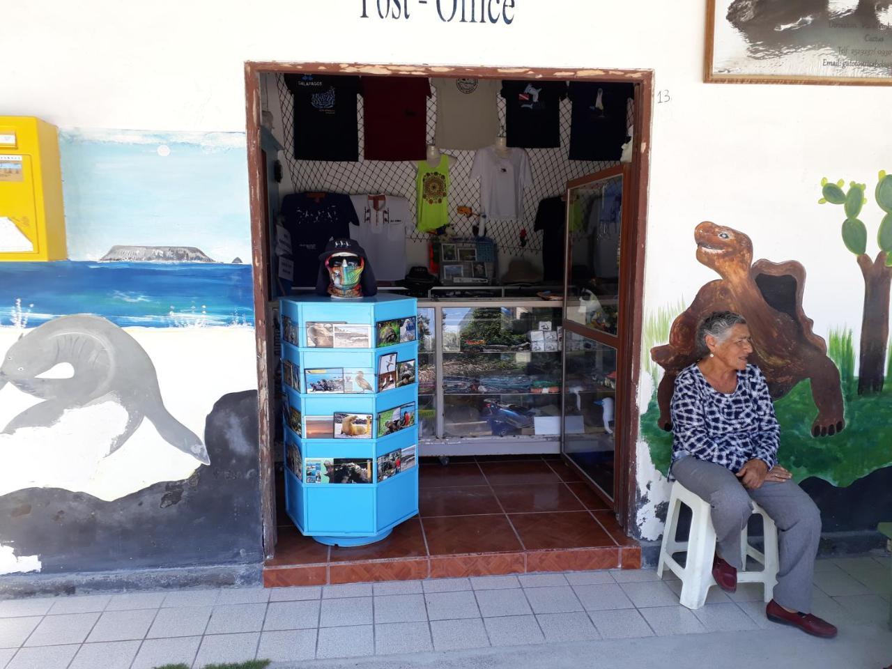 Hospedaje Mother Fanny Puerto Villamil Exterior photo